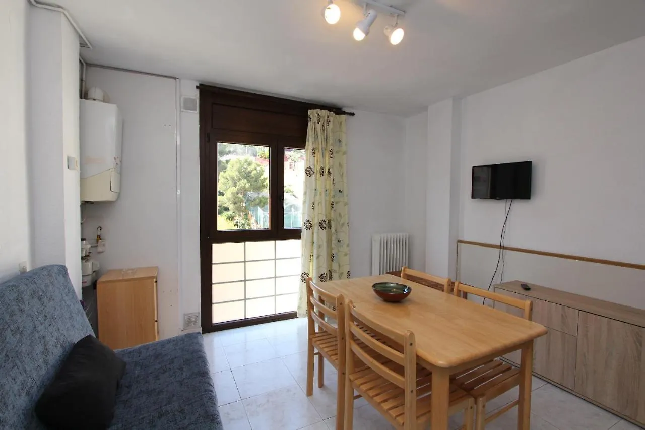 Apartment Bond Lloret de Mar