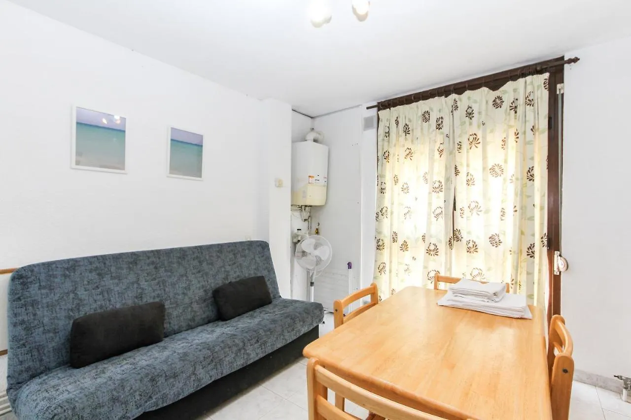 Apartment Bond Lloret de Mar